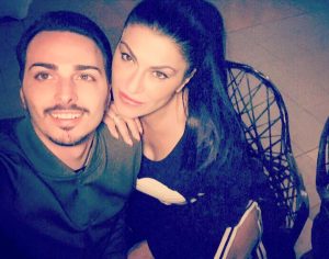 Scopri di più sull'articolo Tony Colombo lascia la moglie Luana. Adesso c’è un’altra